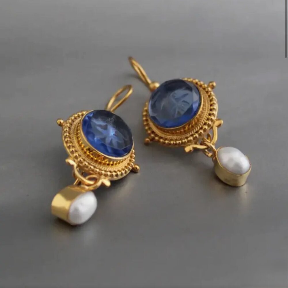 NEW Etienne French Regency Cobalt Blue Engraved Glass Pearl Drop Earrings - Picture 3 of 4